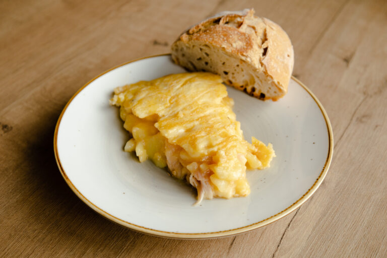 Tortilla de jamón y queso comida saludable bilbao berango